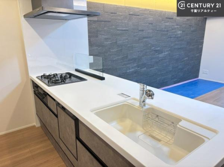 Lb` ChȃVNłˁI˂ɂ₷ƎyXdl̃VXeLb`łI
fUCƋ@\˂Lb`Ő܂ˁI