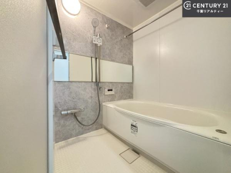  l͋̕C̃oX[́AoĂăoX^C[I
d撣Ă邲JɂD݂̓̓܂āAył݂Ă͂ł傤H