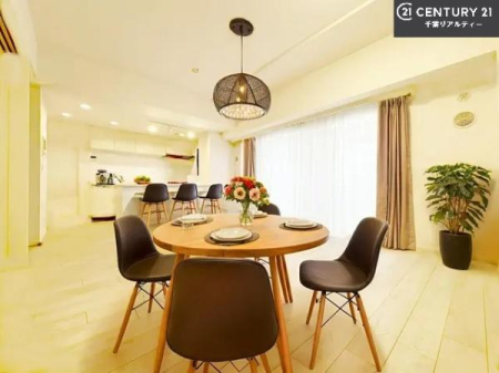 rO ƋCGp[XłBĴLXLDKI\t@[_CjOe[uuĂɂȂȂ̂ŉKɉ߂܂I
R~jP[V₷rOłI