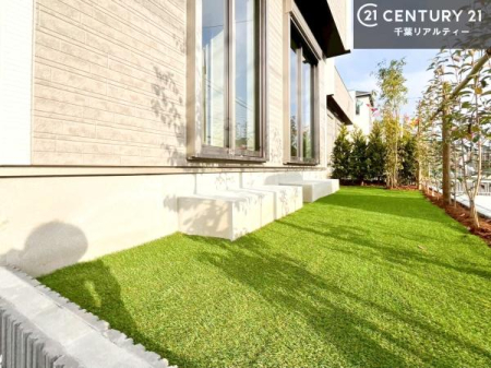  ƂX؁[XtĂ܂IK[fjOy߂łˁB