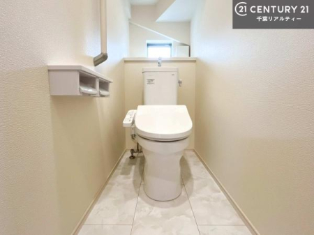 gC 1E2KɃgC܂I̖Zԑт҂ɂ݂łˁBƂ̂gCłꂪ₷łI