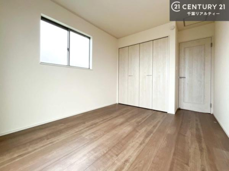 q [Xy[XtĂ̂ŁA}ȗqłU炩TbƕЂÂđϕ֗łIǖʂLXĂ̂ŁA׋xbh̒uɍ܂I