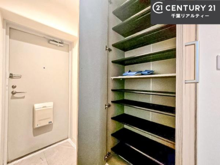  V[Y{bNXtȂ̂ŁAւЕt|₷łI
XbLւŌ˂JuԁÂSnԂo}Ă܂B
