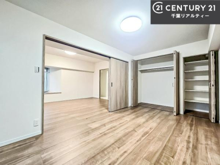 q [Xy[XtĂ̂ŁA}ȗqłU炩TbƕЂÂđϕ֗łIǖʂLXĂ̂ŁA׋xbh̒uɍ܂I