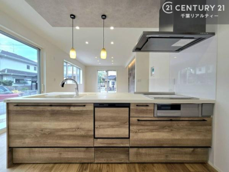 Lb` lC̑ΖʎVXeLb`̗pĂ܂IƑ̃R~jP[VRƑ݌vłB
qlɂڂ͂̂ŊłˁBLXgĉKɍƂi݂܂B