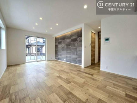 rO SnǂrO͉ƑRƏW܂܂BƑcR̎ԂłBƑƁAw[Ԃ߂łˁB