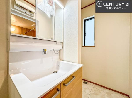 ʑEʏ Oʋdl̐ʏ́AgȂ݂₷I͎[ɂȂĂ܂BhC[₨ϓЕt̂ŐʑXbLƌ邱Ƃo܂I