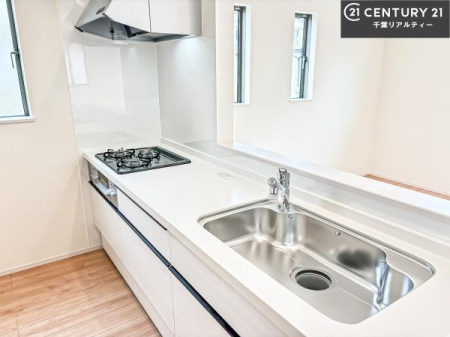 Lb` lC̑ΖʎVXeLb`̗pĂ܂IƑ̃R~jP[VRƑ݌vłB
qlɂڂ͂̂ŊłˁB[͂܂I