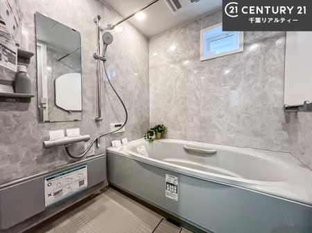  LXoXň̔tbVBL΂̂ŁAɂƐZ܂ˁI炩ȐŐ݌vĂ났̂ЂƎLӋ`ɖ킦oX[łB