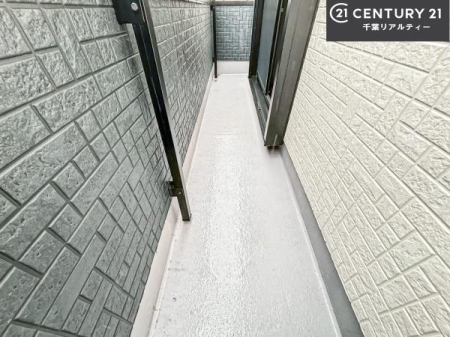 oRj[ zǍDȃoRj[łIꂽɂ͐nJIȎԂy߂܂B
̂󕨂؂ɊƂł܂