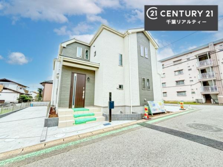 ԏ ԃXy[X2䕪܂IZJhJ[͂AoCN⎩]ԂȂǂuꏊɍ܂B