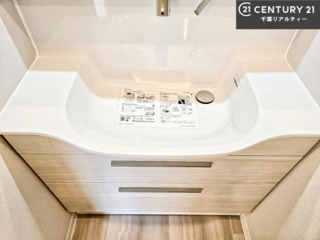 ʑEʏ [ʑ{ÉA˂ɂ̂łꂪyXIۂĂ܂I
LCȐʏŎ̃`x[Vオ܂ˁI