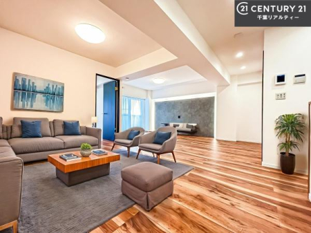 rO ƋCGp[XłBĴLXLDKI\t@[_CjOe[uuĂɂȂȂ̂ŉKɉ߂܂I
R~jP[V₷rOłI