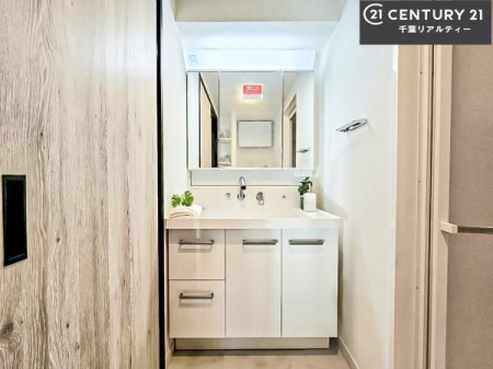 ʑEʏ Oʋdl̐ʏ́AgȂ݂₷I͎[ɂȂĂ܂BhC[₨ϓЕt̂ŐʑXbLƌ邱Ƃo܂I