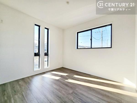 q |oȂ́Aql̂ƂĂSłI