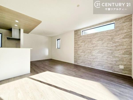 rO SnǂrO͉ƑRƏW܂܂BƑcR̎ԂłBƑƁAw[Ԃ߂łˁB