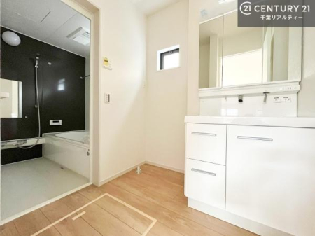 ʑEʏ Oʋdl̐ʏ́AgȂ݂₷I͎[ɂȂĂ܂BhC[₨ϓЕt̂ŐʑXbLƌ邱Ƃo܂I