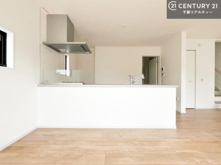 Lb` lC̑ΖʎVXeLb`̗pĂ܂IƑ̃R~jP[VRƑ݌vłB
qlɂڂ͂̂ŊłˁB[͂܂I