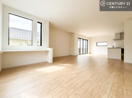 rO 傫ȑ炽Ղ̗z閾邢rOBĴ郊rOŉƑĉ났̎Ԃ߂܂B