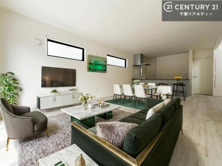 rO ƋCGp[XłBLX_CjOXy[XI肨HB΂yԂ߂܂BX̔܂I