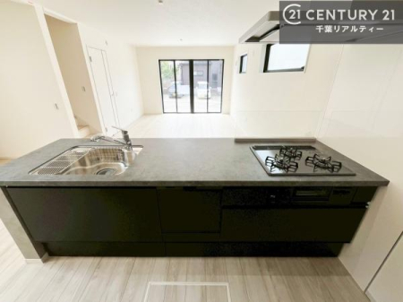 Lb` Ƃ肠钲Xy[XōƂ₷KȃLb`łI
qlƈꏏɂَqy߂LXXy[XłByԂɂȂ肻łˁI