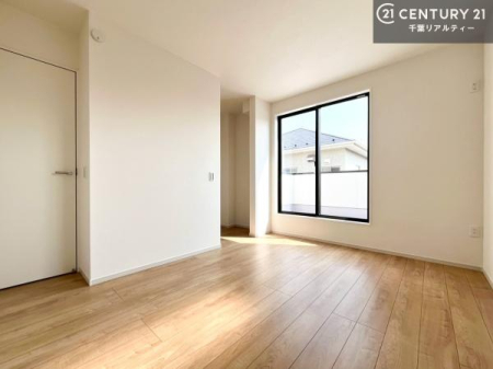 m m͎qQAFXƗprʂɗpł܂ˁB
[͂ՂȂ̂ŁALXC悭߂Ƃł܂Byn̔JÒz