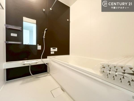  l͋̕C̃oX[́AoĂăoX^C[I
d撣Ă邲JɂD݂̓̓܂āAył݂Ă͂ł傤Hyn̔JÒz