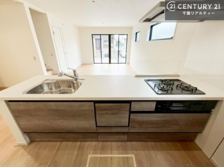 Lb` lC̑ΖʎVXeLb`̗pĂ܂IƑ̃R~jP[VRƑ݌vłB
qlɂڂ͂̂ŊłˁB[͂܂I