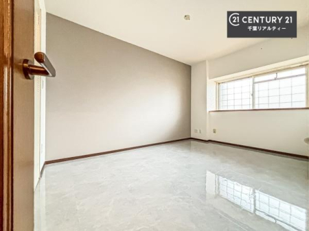 rOȊŐ m͎qQAFXƗprʂɗpł܂ˁB
[͂ՂȂ̂ŁALXC悭߂Ƃł܂B