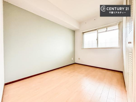 m VvɃfUCĂ邽߁AƋIт܂I
Cɓ̉ƋuĂ낰Ԃ邱Ƃł܂B