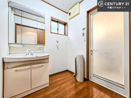 ʑEʏ Oʋdl̐ʏ́AgȂ݂₷I͎[ɂȂĂ܂BhC[₨ϓЕt̂ŐʑXbLƌ邱Ƃo܂I