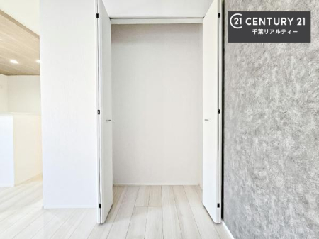 [ Ղ̎[Xy[XŁA炵萮Z܂BƑ̉וꂢɕЕtAKɉ߂܂B