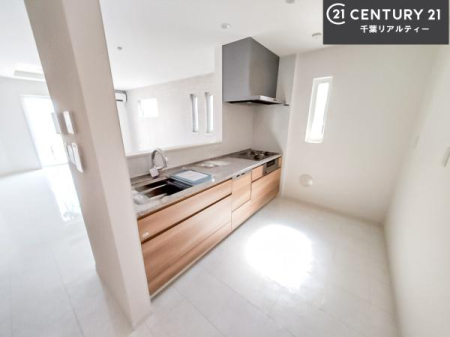 Lb` lC̑ΖʎVXeLb`̗pĂ܂IƑ̃R~jP[VRƑ݌vłB
qlɂڂ͂̂ŊłˁB[͂܂I