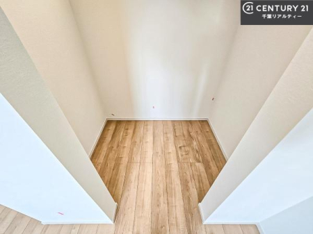 [ EH[NCN[[bgIvwł̋LAƑ̐ɍ킹p\łI̎xxyȂ郏N̕炵Ă܂I