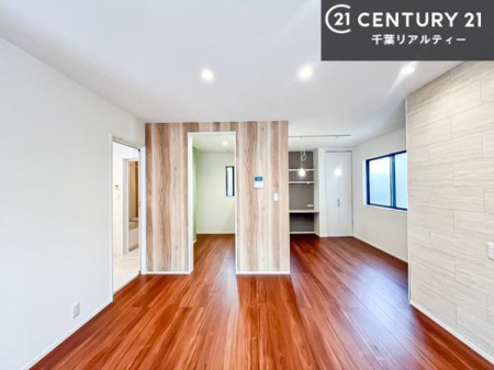 rO SnǂrO͉ƑRƏW܂܂BƑcR̎ԂłBƑƁAw[Ԃ߂łˁB邭JIȋԂłB