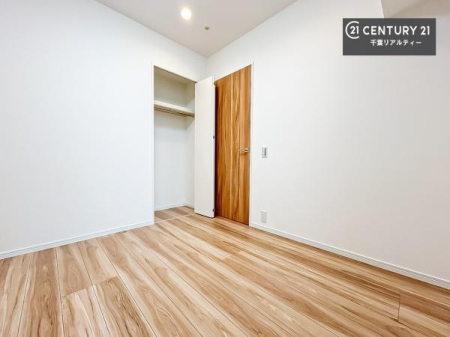 q [Xy[XtĂ̂ŁA}ȗqłU炩TbƕЂÂđϕ֗łIǖʂLXĂ̂ŁA׋xbh̒uɍ܂I