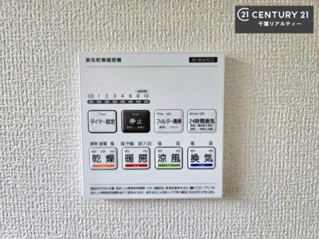 ̑ g[tĂ閣͓IȎdlłI~̓q[gVbN̗\hɂg܂B
J̓ł󕨂̂ŁA󕨂ߍ݂ɂI