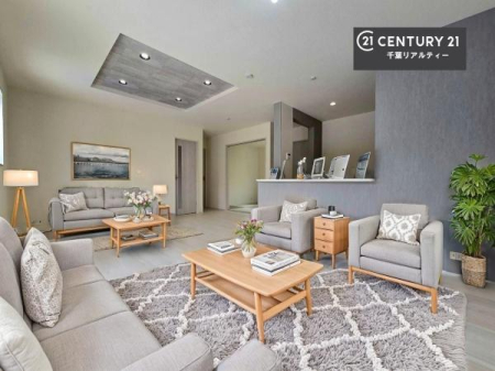 rO ƋCGp[XłBLX_CjOXy[XI肨HB΂yԂ߂܂BX̔܂I