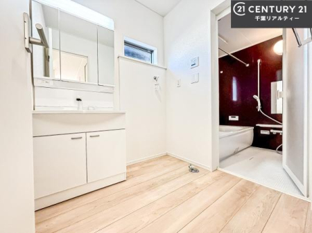 ʑEʏ t̖邢ʎłICɓւłĐɕۂƂł܂IRނ̂łς̎dオǂȂ܂ˁI