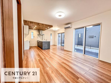 rO 傫ȑ͗zՂ荞݁A邳Ɖ鋏Sn̗ǂԂŁAƉ߂Ȃ悤ȃrOɎdオĂ܂I