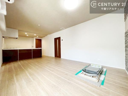 rO tH[ɂĔ܂ς́A܂ŐVẑ悤ȉKBʂ̂ȂƂԂŁASn悭߂܂B