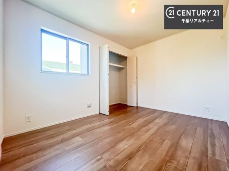 q [Xy[XtĂ̂ŁA}ȗqłU炩TbƕЂÂđϕ֗łI