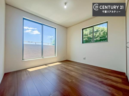 m oRj[ɖʂĂmłB邭肪ACł܂INāAOɏoĔwLт[ċzǂ}邱ƂołˁI