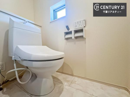 gC 1E2KɃgC܂I̖Zԑт҂ɂ݂łˁBƂ̂gCłꂪ₷łI