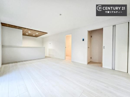 rO SnǂrO͉ƑRƏW܂܂BƑcR̎ԂłBƑƁAw[Ԃ߂łˁB