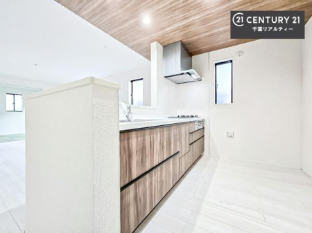 Lb` Ƃ肠钲Xy[XōƂ₷KȃLb`łI
qlƈꏏɂَqy߂LXXy[XłByԂɂȂ肻łˁI