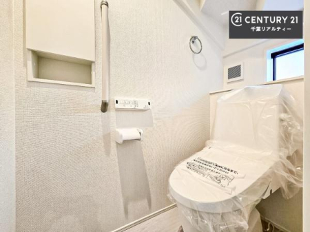 gC 1E2KɃgC܂I̖Zԑт҂ɂ݂łˁBƂ̂gCłꂪ₷łI