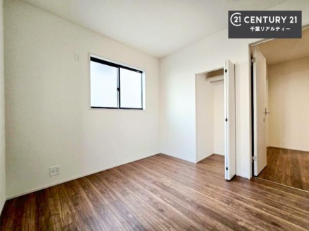 q [Xy[XĂAߗނ₨AwpiȂǂ萮ł܂BLg邽߁AKŐZԂ܂B