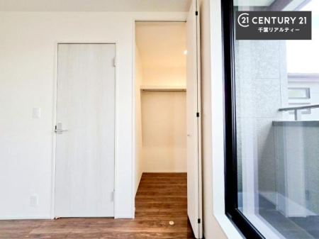 [ e[tI}ȂqlqĂU炩TbƕЕt܂ĨXy[X܂Ƃ肠邨o邱Ƃo܂I