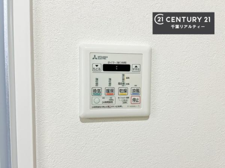 ̑ g[tĂ閣͓IȎdlłI~̓q[gVbN̗\hɂg܂B
J̓ł󕨂̂ŁA󕨂ߍ݂ɂI